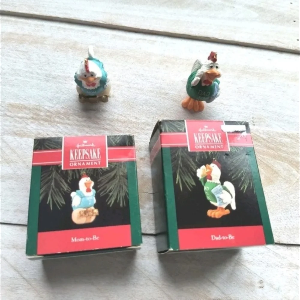 Mom & Dad To Be Hallmark Keepsake Ornament Set Hen Chicken Parents 1992
